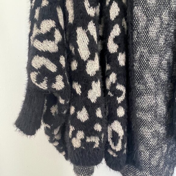 Anthropologie Akemi + Kin Louise Leopard Print Cardigan Sweater - Picture 6 of 10